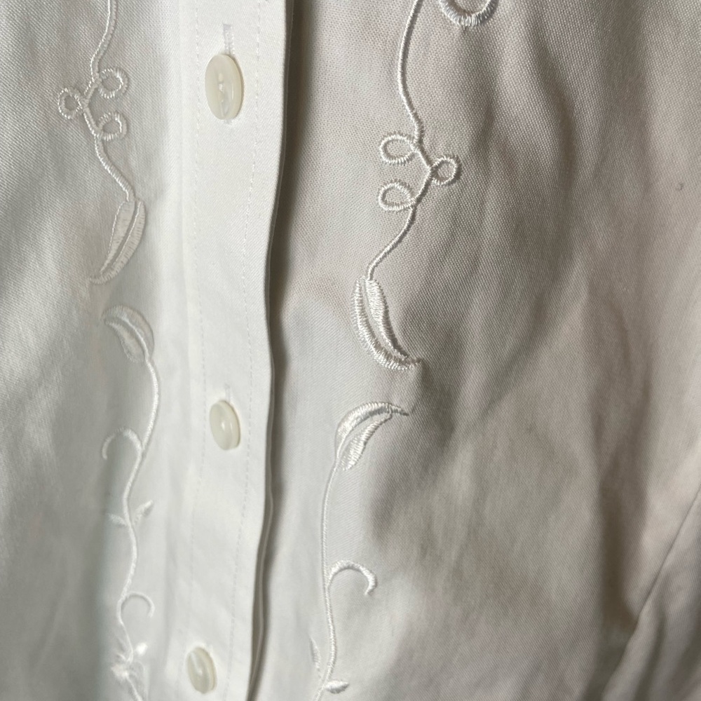 Coldwater Creek White Embroidered Button-Up Shirt - Picture 3 of 7